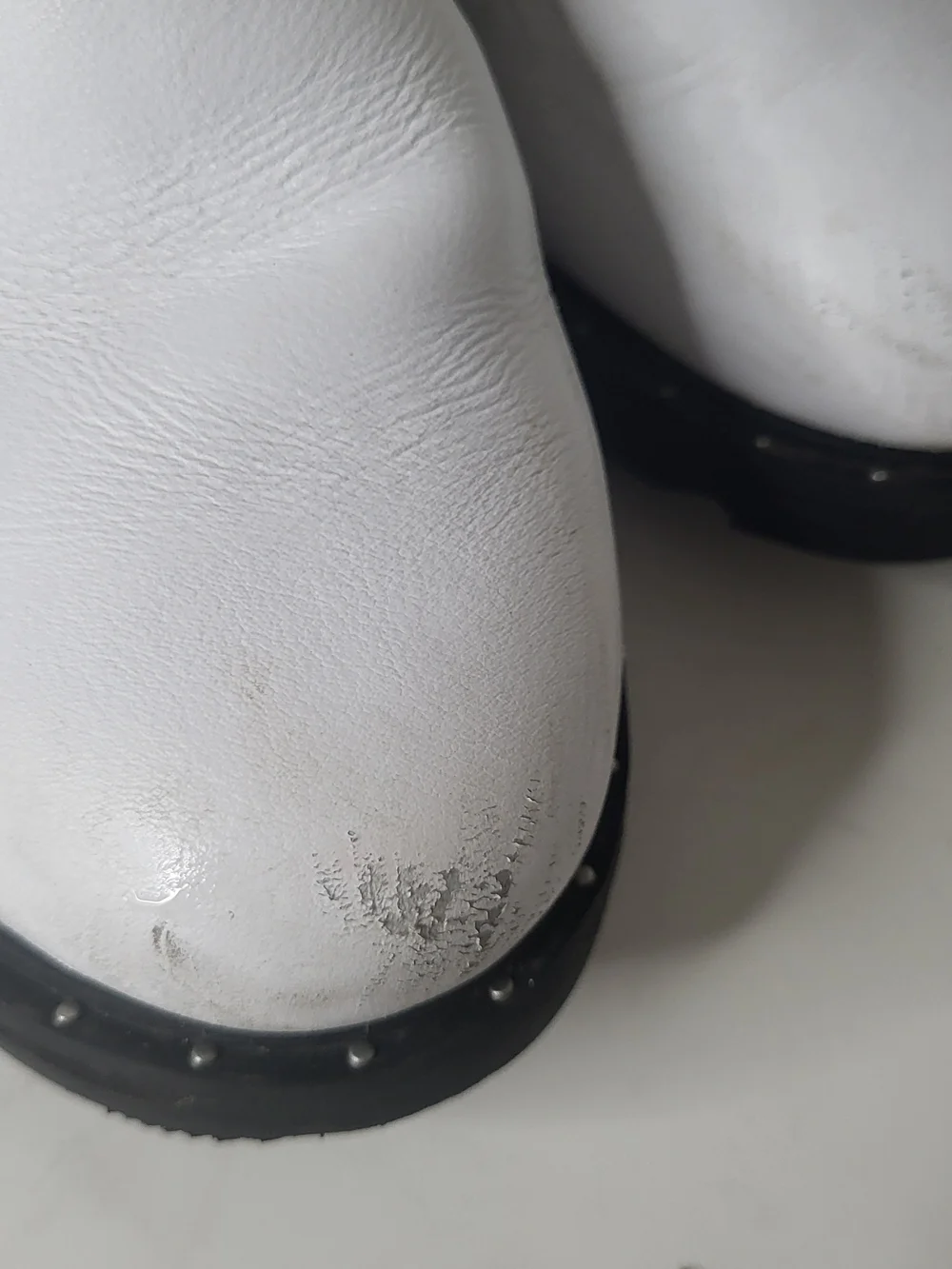 SORELLA VITA White Leather Chelsea Ankle Boots with Black Elastic